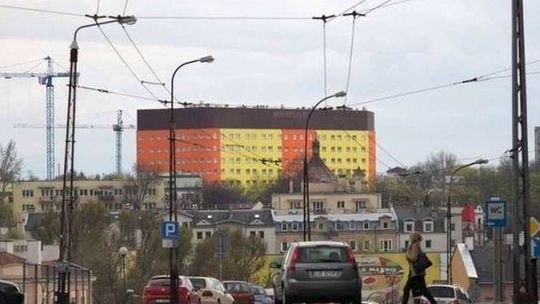 "Nikt nie pozostaje bez opieki". Centrum onkologii odpowiada radnemu PiS