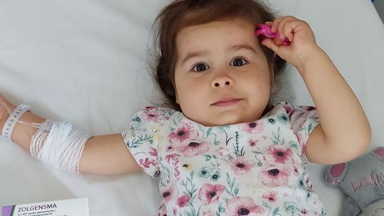 Nina Słupska dostała dziś rano "najdroższy lek na świecie". Rodzice dziękują wszystkim za pomoc