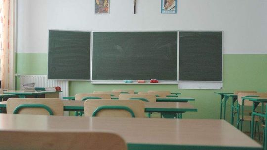 Niż zwalnia nauczycieli. 200 osób straci pracę w woj. lubelskim?