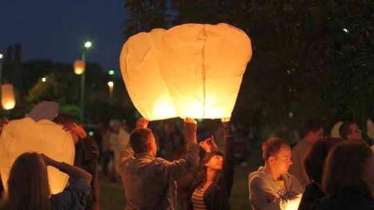 Noc Lampionów Szczęścia w Niemcach 