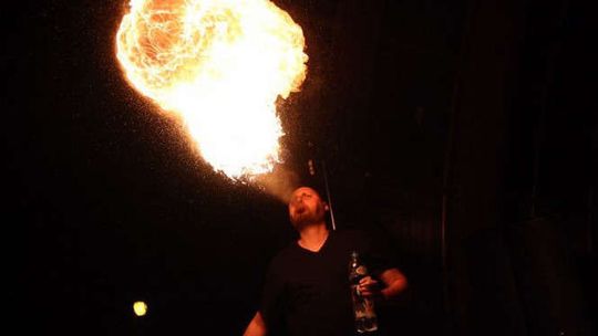 Noc Ognia w Lublinie: Wystąpili tancerze ognia z całej Polski (zdjęcia, wideo)