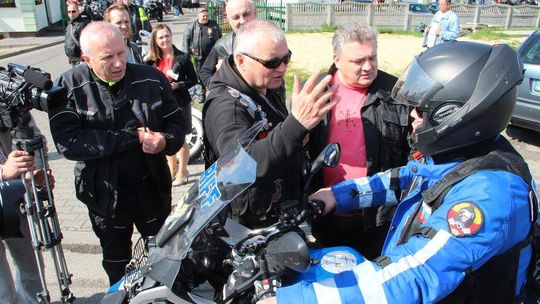 Nocne Wilki nie wjechały do Polski. Kilka godzin kontroli. \"Nie spełnili warunków\"