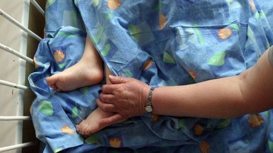 Nocowanie w szpitalu z chorym dzieckiem kosztuje