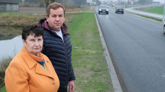Nowa droga jest, chodnika nie zbudowano. Mieszkańcy: Czujemy się oszukani