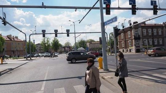 Nowa dwupasmówka połączy ul. Wrotkowską i Kunickiego. Dziwna rezygnacja z kontraktu