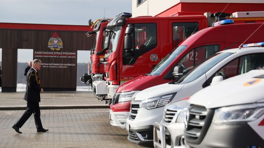Nowa siedziba Komendy Powiatowej PSP w Janowie Lubelskim ma blisko 2,2 tys. mkw. powierzchni użytkowej i mieści się w miejscowości Borownica, niedaleko drogi ekspresowej S19