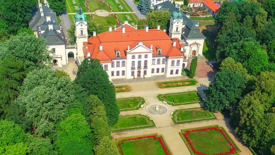 Nowa moneta o nominale 5 złotych. Na rewersie - Kozłówka