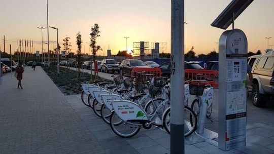 Nowa stacja Lubelskiego Roweru Miejskiego w Lublinie. Zapłacił za nią sklep