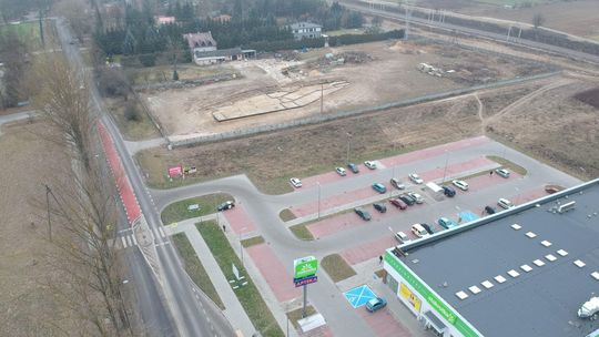 Nowa stacja paliw w Lublinie. Powstanie obok supermarketu Stokrotka