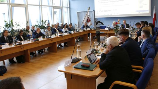 Nowa większość zaczyna rządy w puławskiej radzie