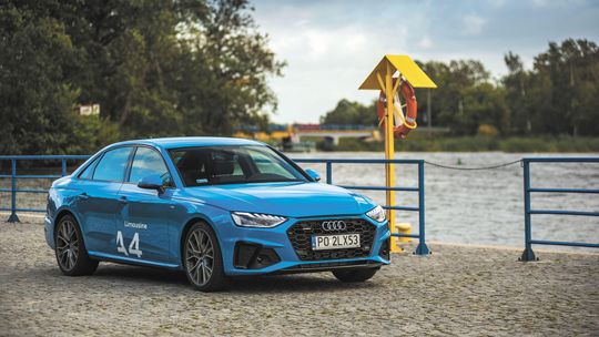 Nowe audi A4 kipi chęcią do jazdy. Nasz test samochodu [wideo]