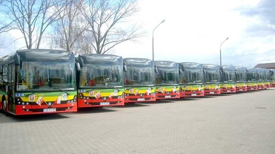 Nowe autobusy z wyłączoną klimatyzacją. Bo za drogo