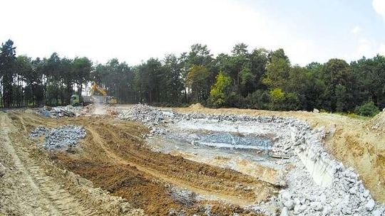 Nowe baseny w Świdniku nie tak szybko. Wykonawca wycofał się