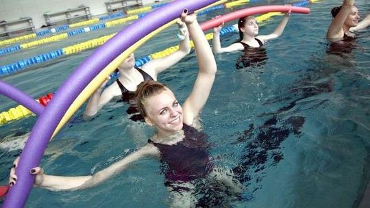 Nowe boiska przy SP 2. Basen w Gimnazjum nr 5 po remoncie (zdjęcia)