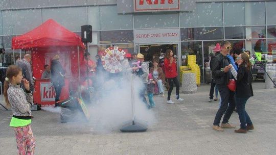 Nowe centrum handlowe w Chełmie. Tłumy na pierwszych zakupach