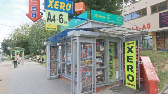 Nowe kioski staną obok wiat przystankowych. Co ze starymi?