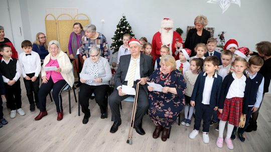 Nowe miejsce dla seniorów w Lublinie. Był też Święty Mikołaj