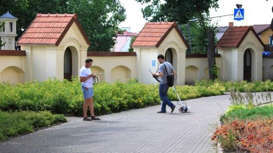 Nowe odkrycia koło kościoła w Końskowoli