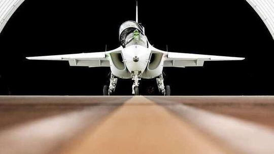 Nowe samoloty przyleciały do Dęblina bez pełnego wyposażenia?