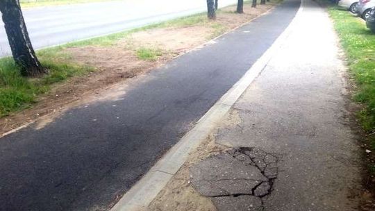 Nowe ścieżki rowerowe w Lublinie. Rowerzyści jak po stole, piesi jak po grudzie