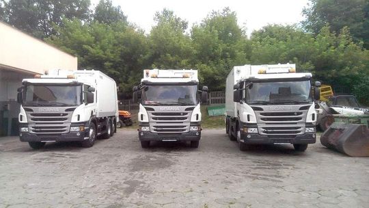 Nowe śmieciarki w Puławach. Jak je pomalować?