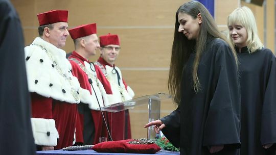 Nowe tytuły przed nazwiskiem 