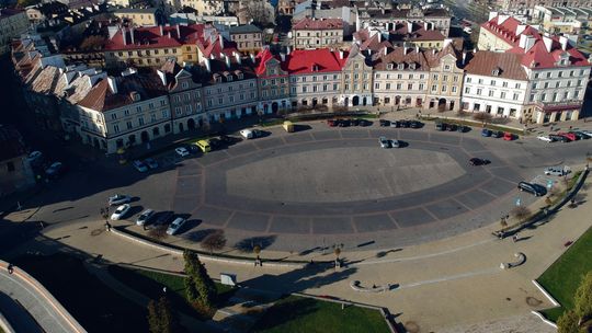 Nowe udogodnienie dla kierowców parkujących na placu Zamkowym w Lublinie. Ale to nie jedyna zmiana