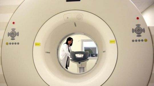 Nowe urządzenia w SPSK nr 4: Namierzą raka w trzy godziny