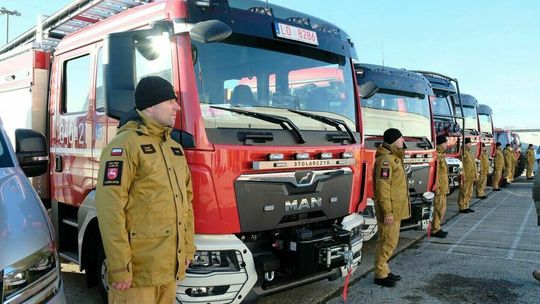 Nowe wozy dla strażaków
