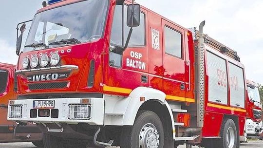 Nowe wozy dla strażaków z Bałtowa i Żyrzyna