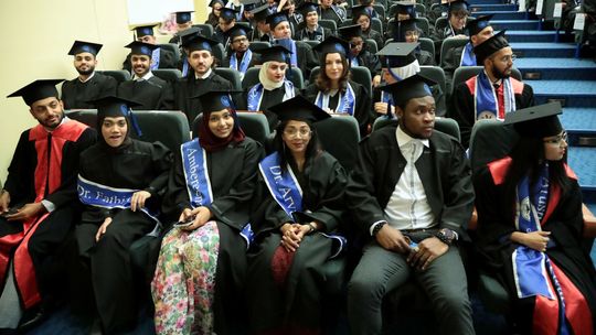 Nowi absolwenci Uniwersytetu Medycznego. Z Tajwanu, Tajlandii i Zjednoczonych Emiratów Arabskich