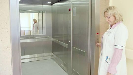 Nowości w szpitalu na Jaczewskiego: Remont neurochirurgii, winda w poliklinice