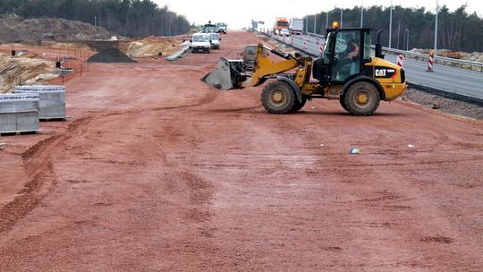 Nowy fragment drogi ekspresowej S12 gotowy już w 90 procentach [zdjęcia]