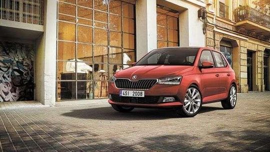 Nowy make-up fabii. Jak zmieniła się popularna škoda?