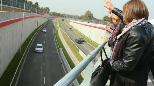 Nowy odcinek al. Solidarności otwarty, a kiedy obwodnica? (wideo, zdjęcia)