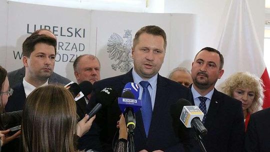 Nowy pomysł na pomoc dla sadowników z woj. lubelskiego. Wojewoda winą obarcza PSL