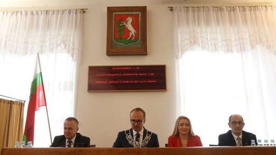 Nowy system do głosowania radnych będzie kosztować 123 tys. zł