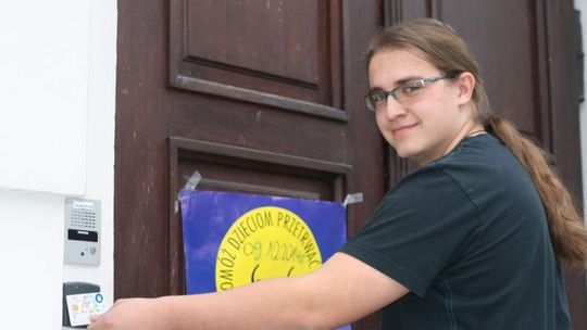 Nowy system zabezpieczeń w szkole. Uczniowie wejdą tylko z kartą