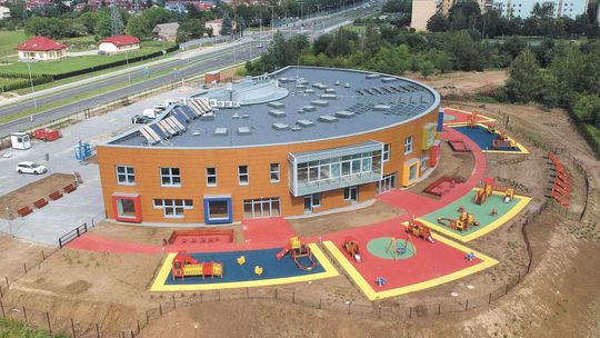 Nowy żłobek przy ul. Zelwerowicza przyjmie dzieci od września? Problem z kuchnią