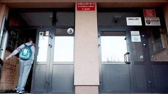 NSZZ "Solidarność": Brońcie gimnazjów, ale po cichu