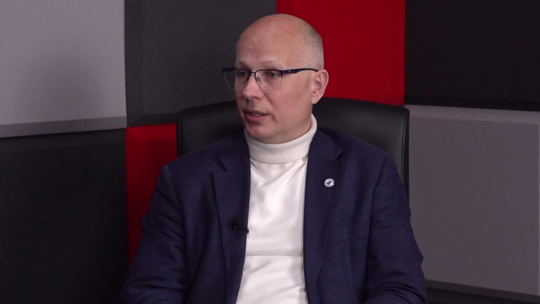 "Nyje, drzuźni, tornieje". Szef oddziału rehabilitacji o tym, co robi z nami ból 