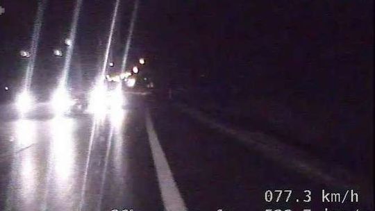 O krok od tragedii. Jechał na "czołówkę" z radiowozem