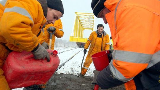 O moście, który jechał koleją