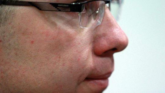 O pośle i prostytutce pisać nie wolno