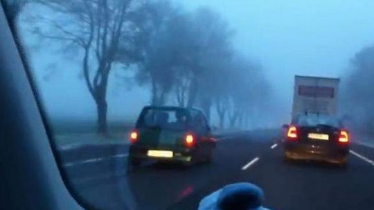 O włos od tragedii. Zobacz wyczyny kierowcy tico (wideo)