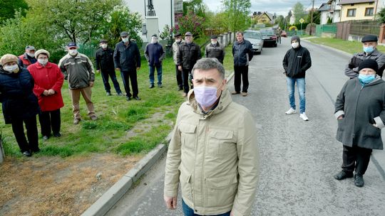 Obawiają się, że wybudują obwodnicę Janowa Lubelskiego tam, gdzie stoją ich domy. "Będą ludzie do wysiedlenia"