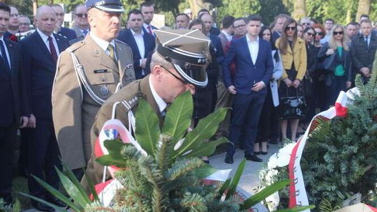 Obchody 8. rocznicy Katastrofy Smoleńskiej w Lublinie. Apel kuratora do szkół