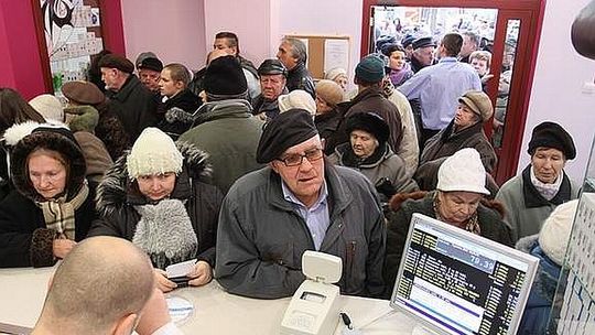 Oblężenie w aptekach. Ludzie masowo wykupują leki