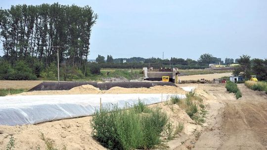 Obwodnica Hrubieszowa utknęła w polu. Wykonawca chce odszkodowania