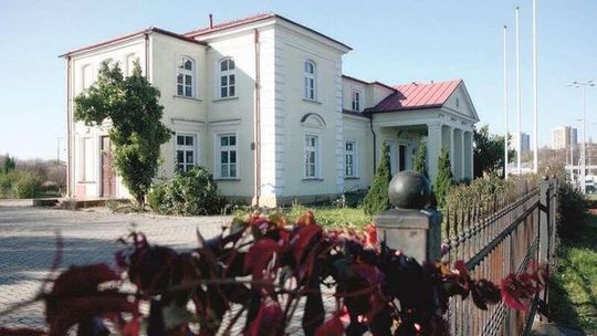 Od lat nikt nie chce kupić Dworku Grafa. Jaki będzie jego dalszy los? 